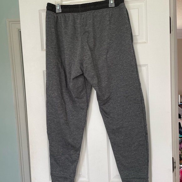 Men's Under Armour Cold Gear Charcoal Jogger Pants Size L - Picture 2 of 4